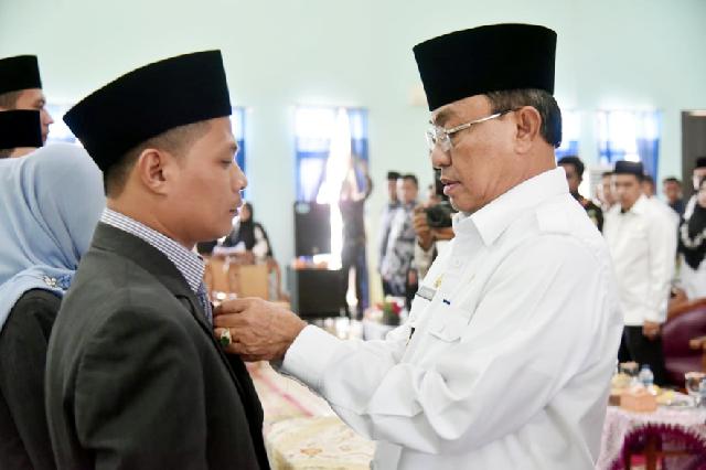 Bupati HM.Wardan Lantik KPAD Inhil Priode 2019-2023