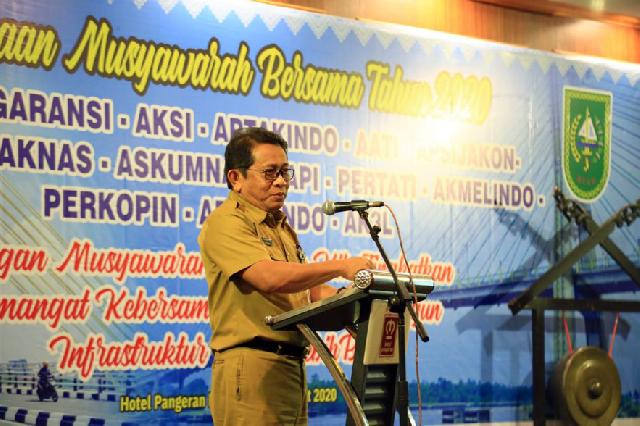 Sekdaprov Riau Hadiri Musyawarah Asosiasi Konstruksi Provinsi Riau