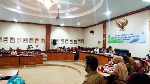 Sekdaprov Riau Hadiri FGD Final RZWP-3-K Riau