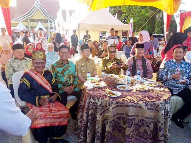 Gubri Apresiasi Upaya IKMR Bantu Gerakan Perekonomian Riau