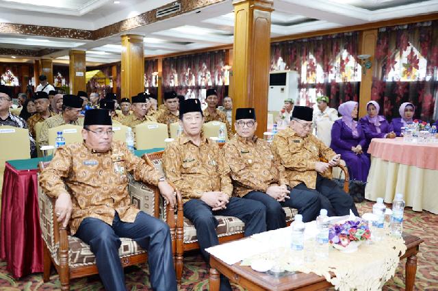 Wagubri Hadiri Pengukuhan Ketua dan Pengurus DPD PEPABRI Riau