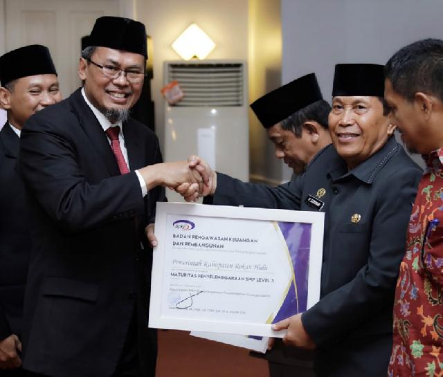 Bupati H Sukiman Kembali Bawa Rokan Hulu Ukir Prestasi Raih Penghargaan Maturitas SPIP Dari  BPKP Pu