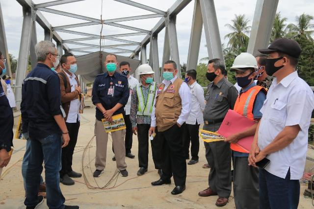 Kunjungan Kerja Ke Rokan Hulu,Wagubri Tinjau Pemeliharaan Dan Pembangunan Proyek Provinsi Di Rohul