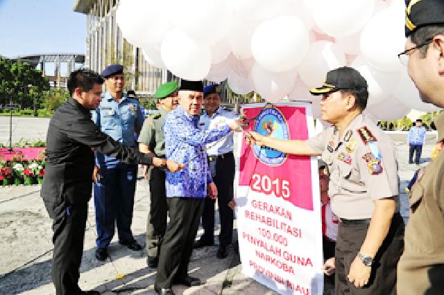 Gerakan Rehabilitasi 100.000 Penyalah Guna Narkoba Tahun 2015. foto : humas